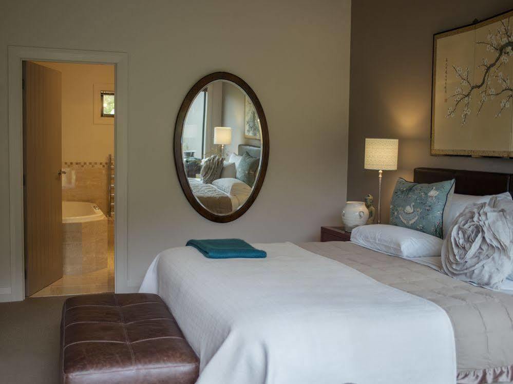 Mt Rosa Lodge Boutique Vineyard Accommodation Ванака Экстерьер фото